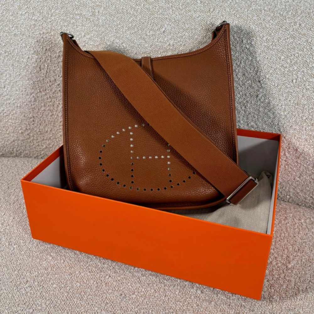 Authentic Pre-Owned Hermès Gold Clemence Evelyne Pochette III 29